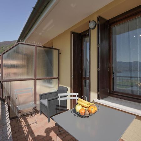 Lily Lake Maggiore Laveno Exterior foto