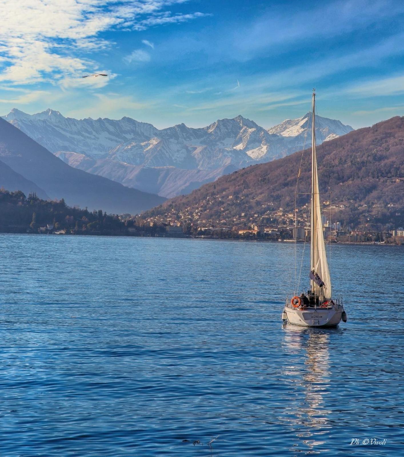 Lily Lake Maggiore Laveno Exterior foto
